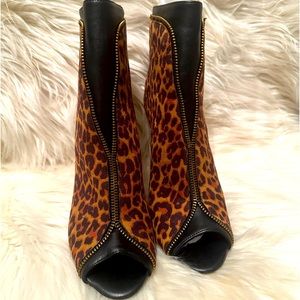 Leopard print Boots